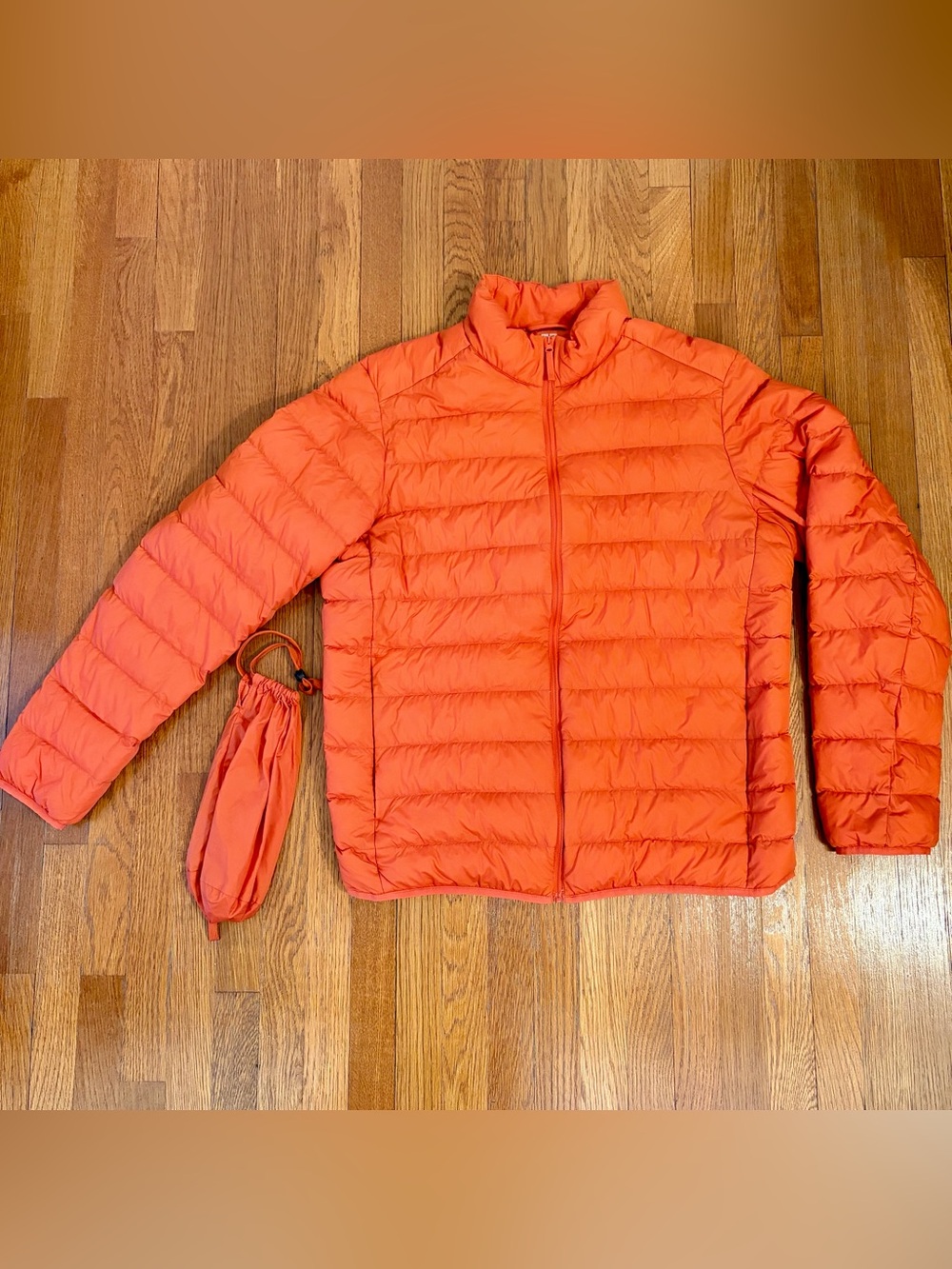 Uniqlo Jacket Mens Large Orange Down Puffer Full Zip Lightweight Packable Warm